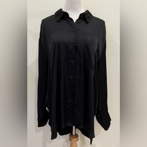 Lane Bryant Women’s Tunic Top Plus Size 22/24 Black Satin Button Down Blouse